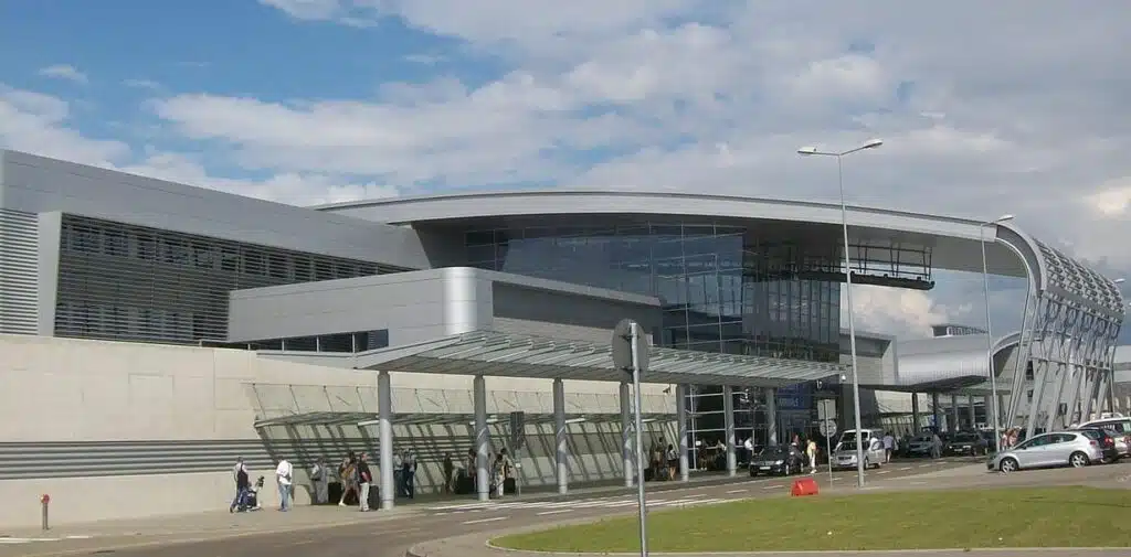 Lotnisko Poznań-Ławica: Odszkodowanie za opóźniony/odwołany lot