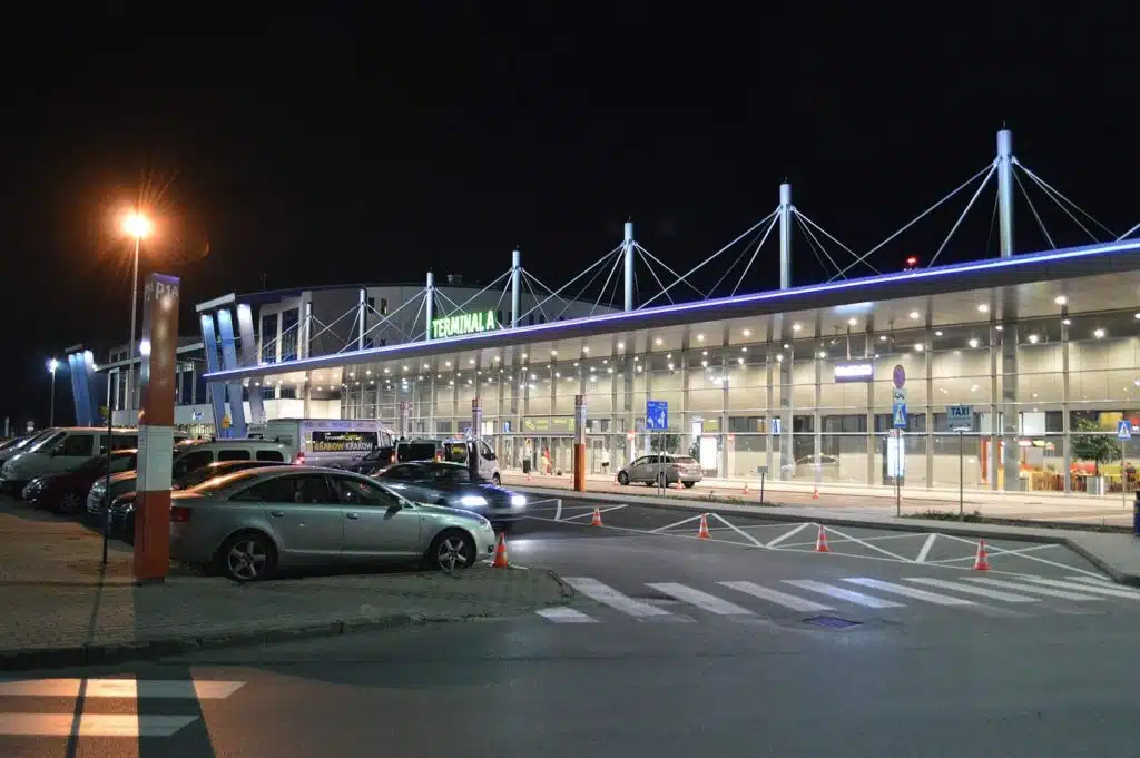Lotnisko Katowice-Pyrzowice: Odszkodowanie za opóźniony/odwołany lot