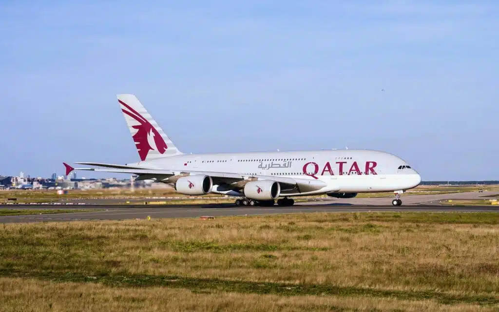 Zwrot kosztów i odszkodowanie: Qatar Airways