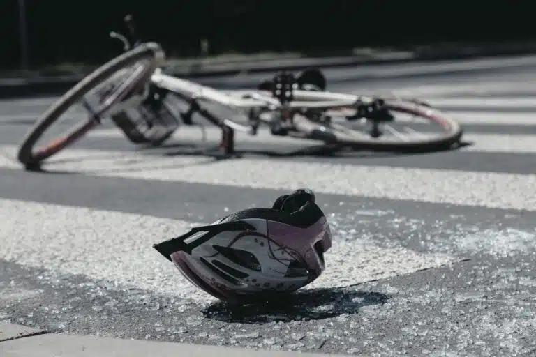 Czy można uzyskać odszkodowanie za uszkodzony rower w wypadku drogowym?